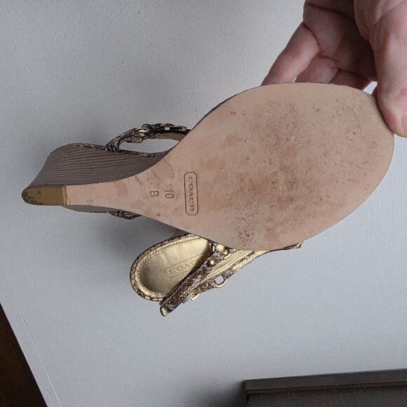 Coach Honora Wedge Sandal Women’s 10 Snakeskin Gold Chain Thong Shoe - Picture 10 of 11